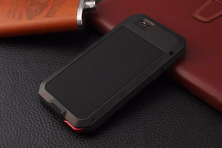 HEAVY DUTY PROTECTIVE IPHONE CASE